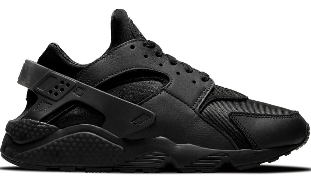 Nike air huarache store run ultra triple black